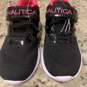 shoes SNEAKERS NWT NAUTICa girls 9